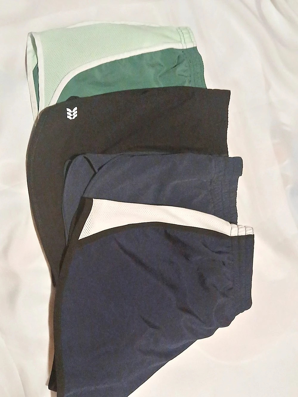 Nike Girls Large Athletic Shorts Lot in Black & Green Size 12